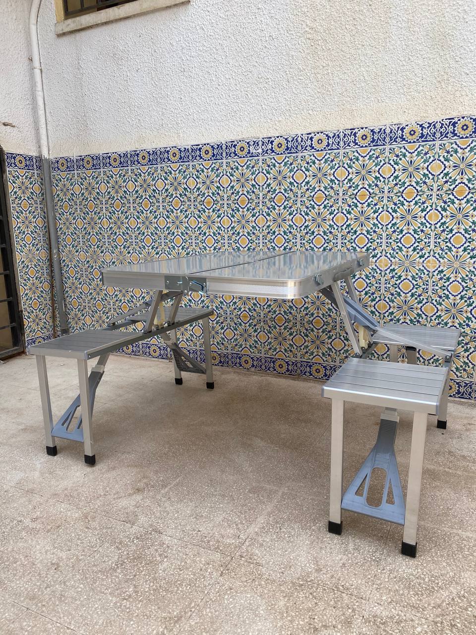 طاولة ألمنيوم 4 مقاعد قابلة للطي